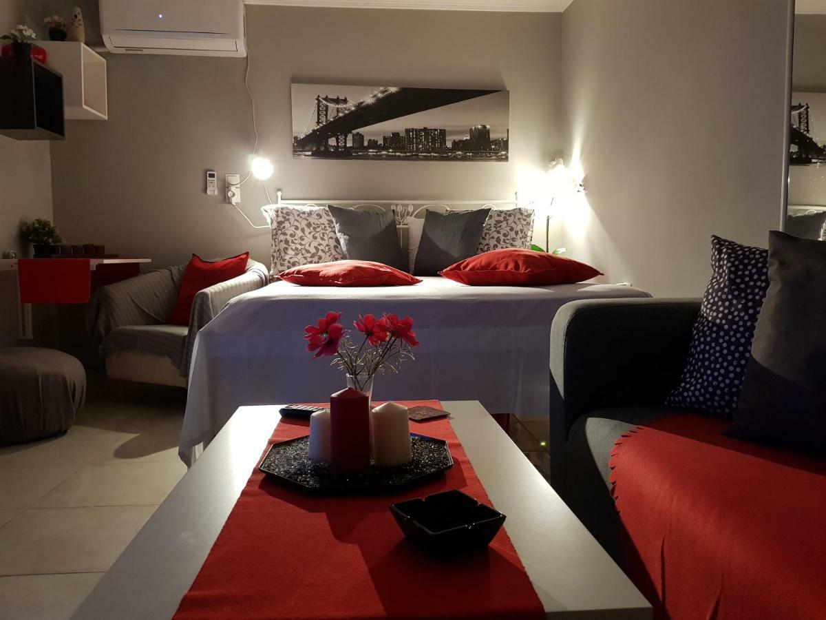 'Romeo & Juliet' Cozy Apartment With Breathtaking View أثينا المظهر الخارجي الصورة